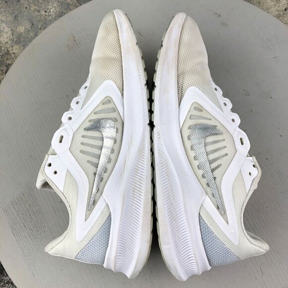 Nike Women's Size 7 Downshifter 10 White Silver Running Sneakers CI9984-100 - Picture 8 of 13